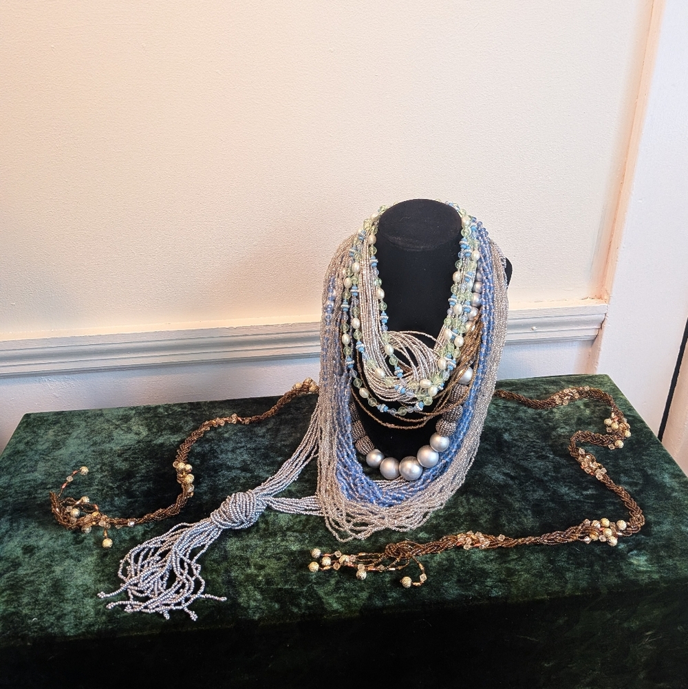 Huge Lot Of 8 Vintage Beaded Necklaces